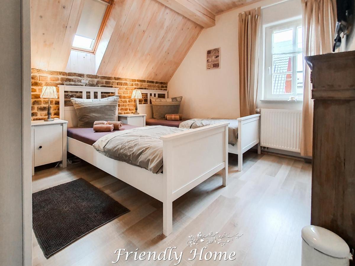 Friendly Home - "Gemuetliches Backsteinhaus" Koeln Bonn Phantasialand บอร์นไฮม์ ภายนอก รูปภาพ